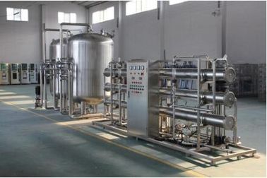 SS304 / SS316 المواد الصناعية أنظمة تنقية مياه الشرب المدمجة