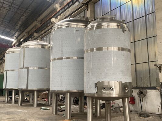 أقصى ضغط تشغيل 87 رطل لكل بوصة مربعة وخزان معالجة المياه المصقول بالمرآة لحلول معالجة المياه المصممة خصيصًا